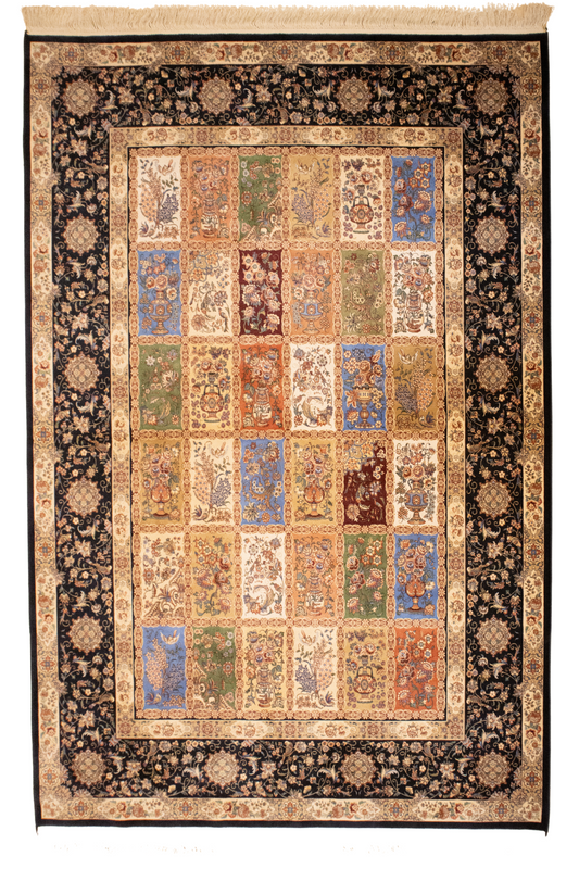Decorative rug with a patterned border and central design